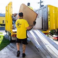 Best Attic Cleanout  in Willow Oak, FL
